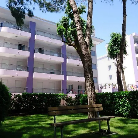 Fun And Relax By The Pool-beahost Apartman *